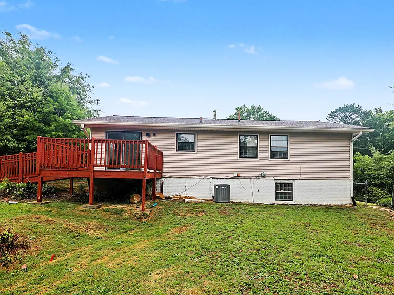 2120 Sandgate Cir — Photo 25