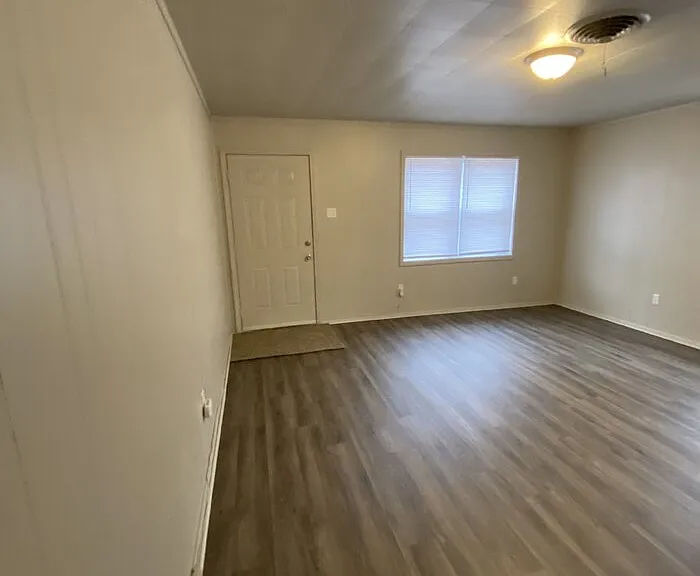 2804 W 25th Ave — Photo 5