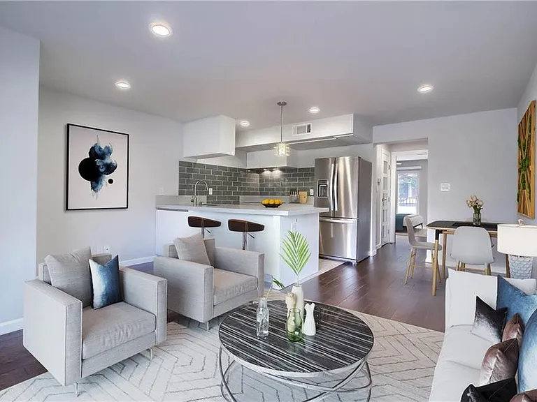3110 Red River St #210 — Photo 17