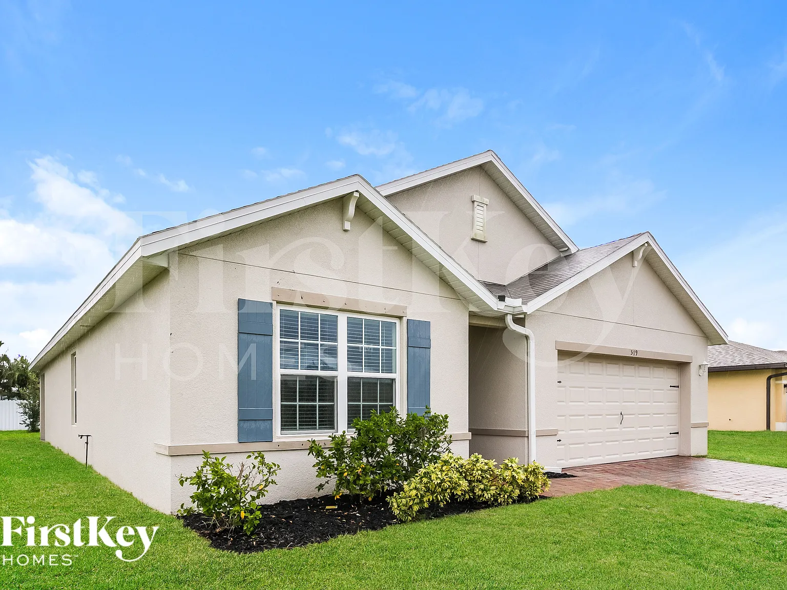4 bed, 2.0 bath, 1828 sqft, $2,110 — Photo 2