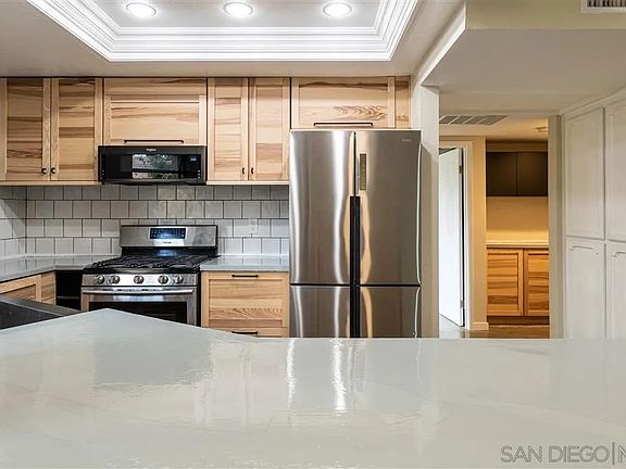 4th image of 2849 E St #3