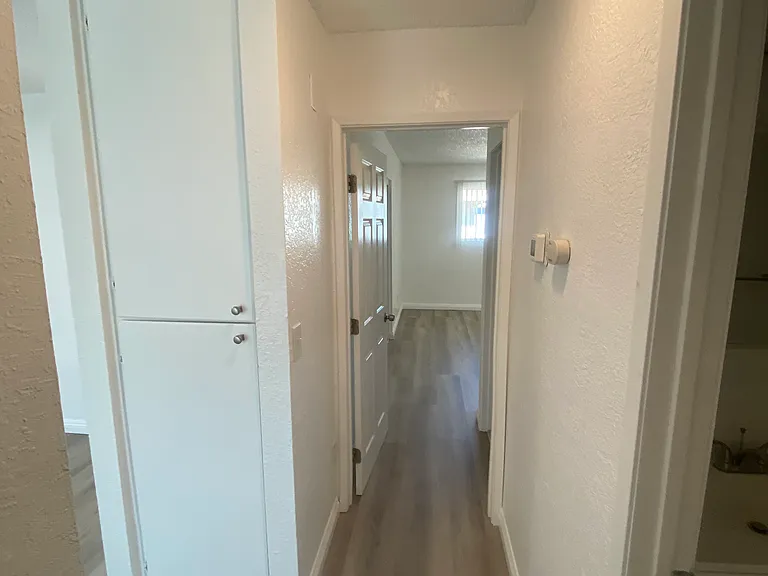 1121 Barstow Rd #C — Photo 26