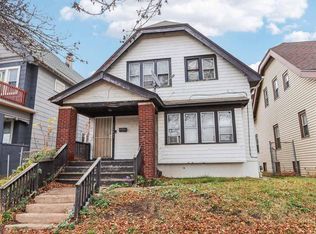3068 N 34th St, Milwaukee, WI 53210