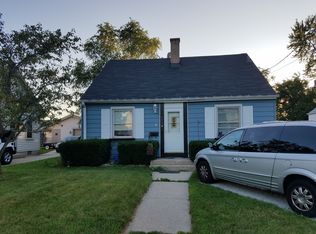 7718 17th Ave, Kenosha, WI 53143