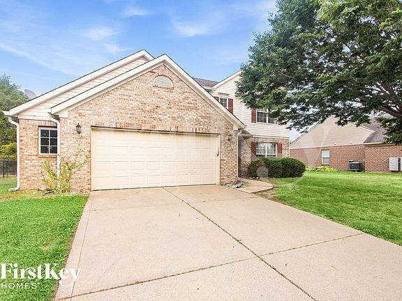 2nd image of 4827 Lakestone Dr