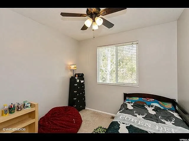 390 W 770 N — Photo 16