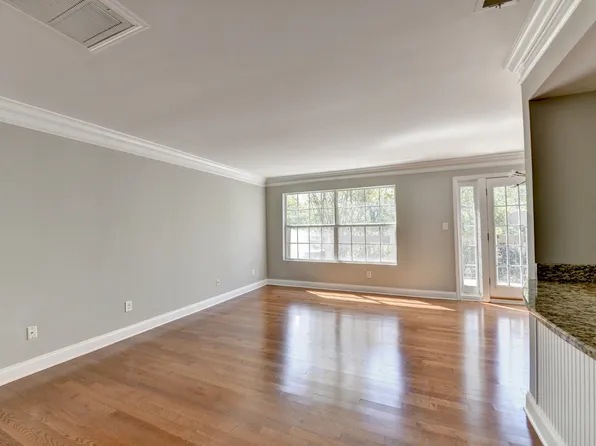 6980 Roswell Rd Unit C5, Sandy Springs, GA 30328
