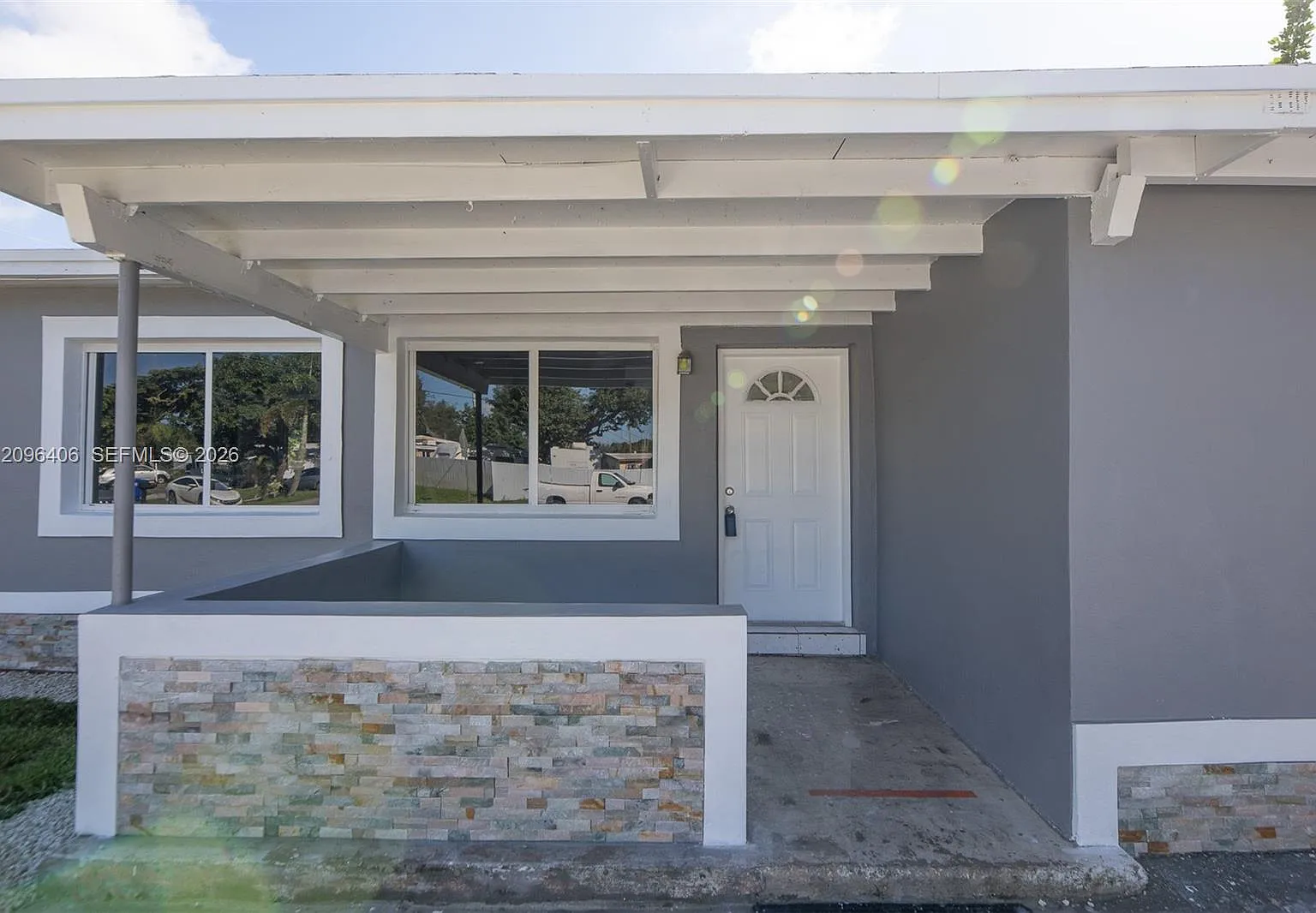 4 bed, 1160 sqft, $3,000 — Photo 3