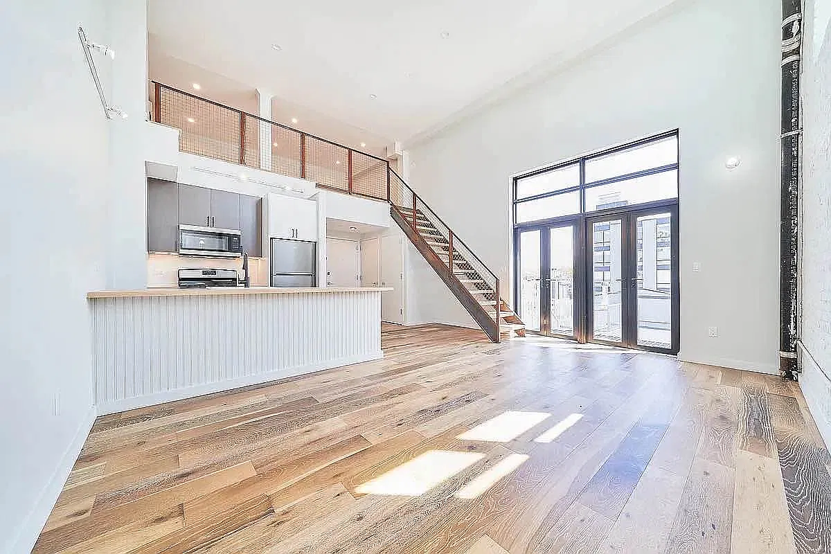 945 Bergen Street — Photo 1