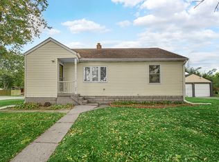 222 Maple St, Crown Point, IN 46307