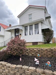 564 Race St, Waynesburg, PA, 15370