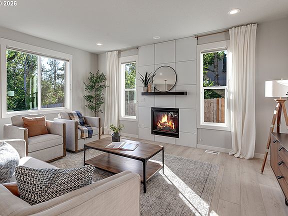 2nd image of 1040 Donna Lynn Way