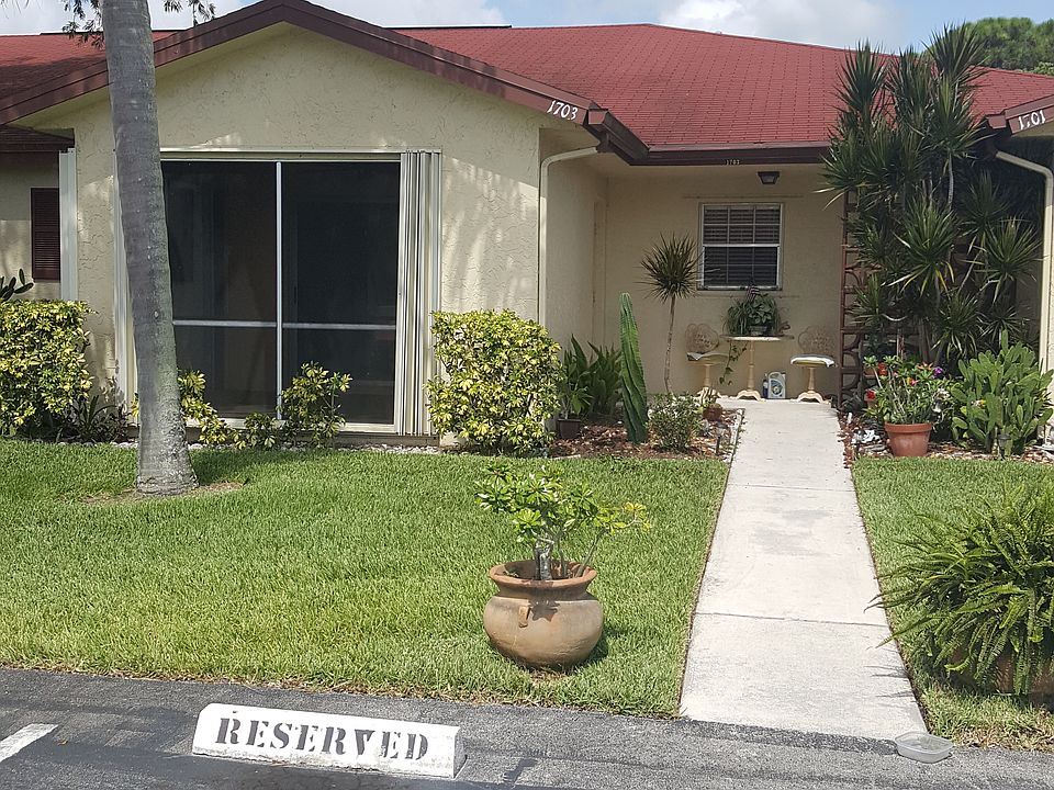1st image of 1703 N Dovetail Dr #C