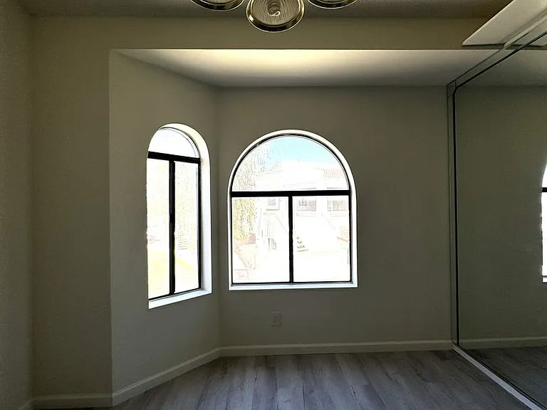 850 S River Dr — Photo 25