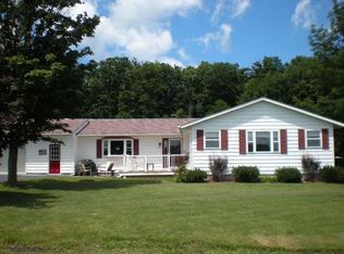 7349 Pryor Rd, Clinton, NY 13323