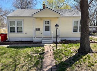 2220 S Victoria St, Wichita, KS 67211