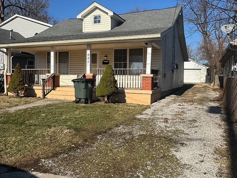 945 Dayton Ave — Photo 26