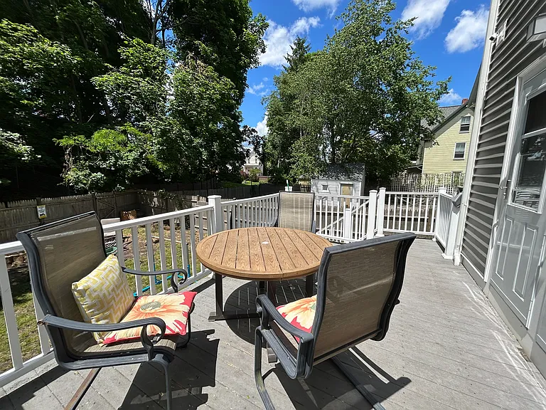 10 Abbott St #1 — Photo 20