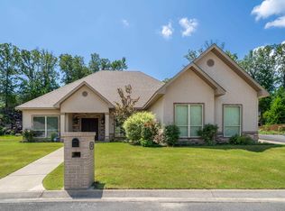 142 Apple Blossom Pl, Hot Springs, AR 71913