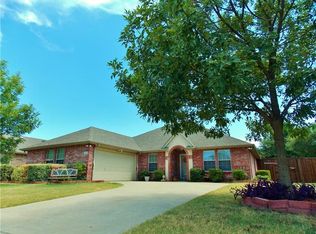 110 Hunters Trl, Red Oak, TX 75154