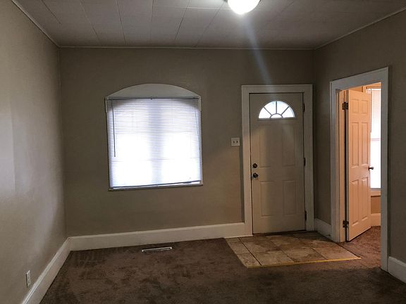 2nd image of 622 S 26th St