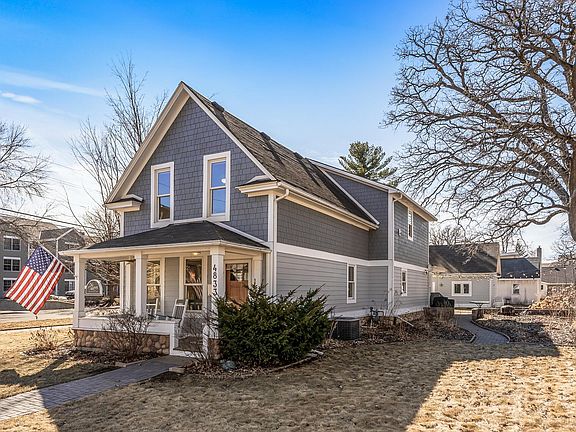 3rd image of 4833 Stewart Ave