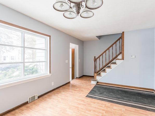 120 Weston Rd