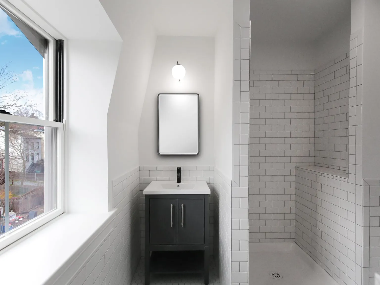 2 bed, 600 sqft, $1,850 — Photo 3