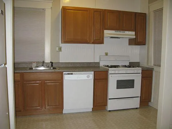 0 Richmond St — Photo 3