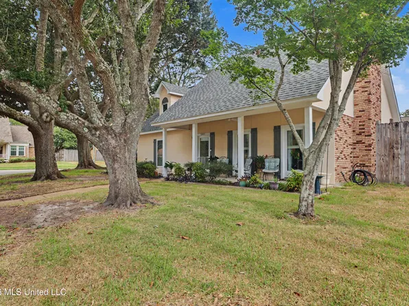 2382 Park Place Dr, Gulfport, MS 39507