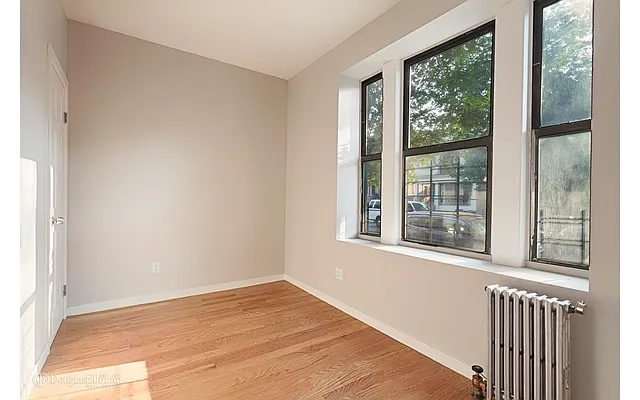 Rented by Douglas Elliman | media 18