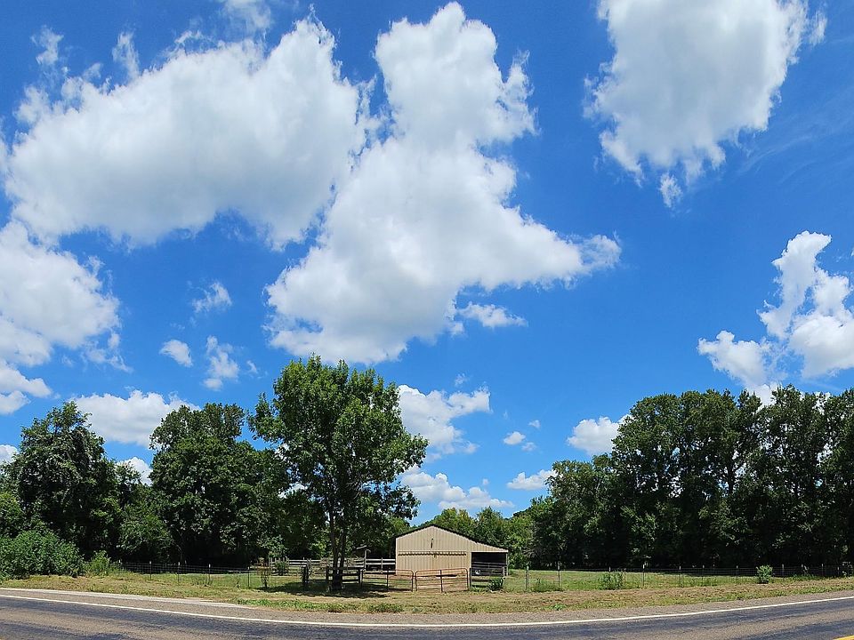 1st image of 2527 Fm 563 Rd