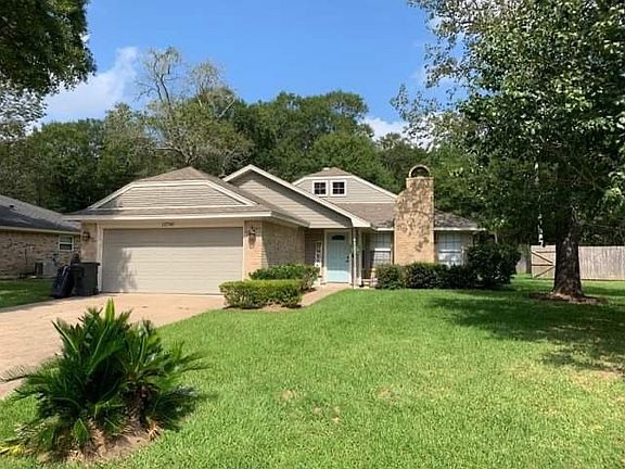 3rd image of 12750 Tanoak Dr
