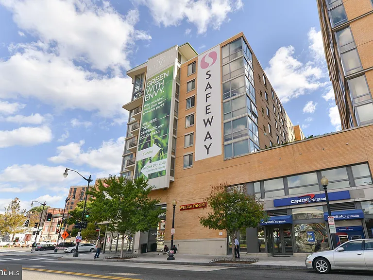 555 Massachusetts Ave NW #1019 — Photo 34