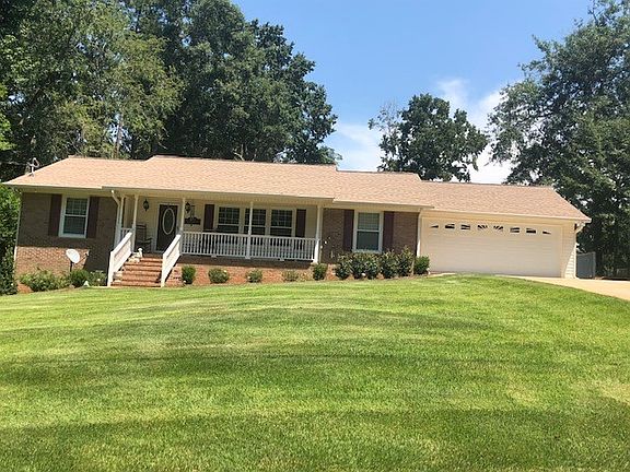 2nd image of 653 Evergreen Cir
