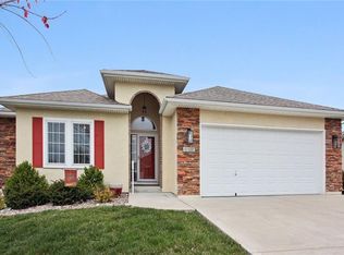 4635 SW Olympia Pl, Lees Summit, MO 64082