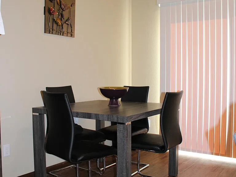 3722 Ravenwood Cir — Photo 3
