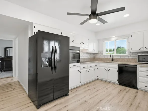 28087 Pebble Beach Dr, Sun City, CA 92586