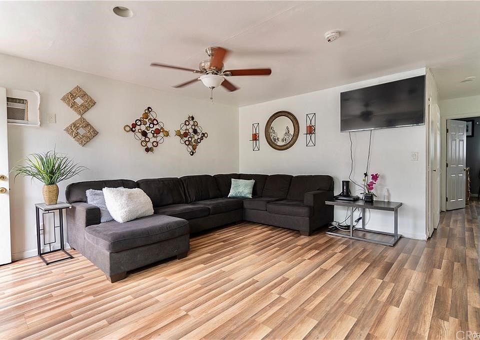 1st image of 2101 S Pacific Ave Unit 33