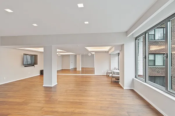 Sold by Corcoran | media 20