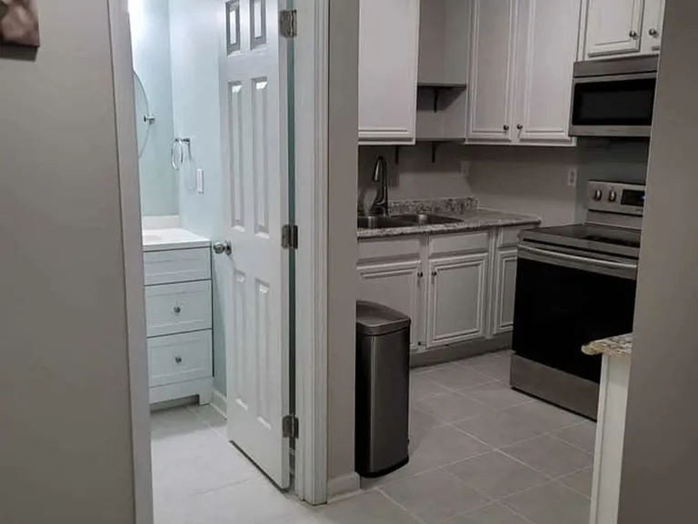 955 Tree Top Dr — Photo 6