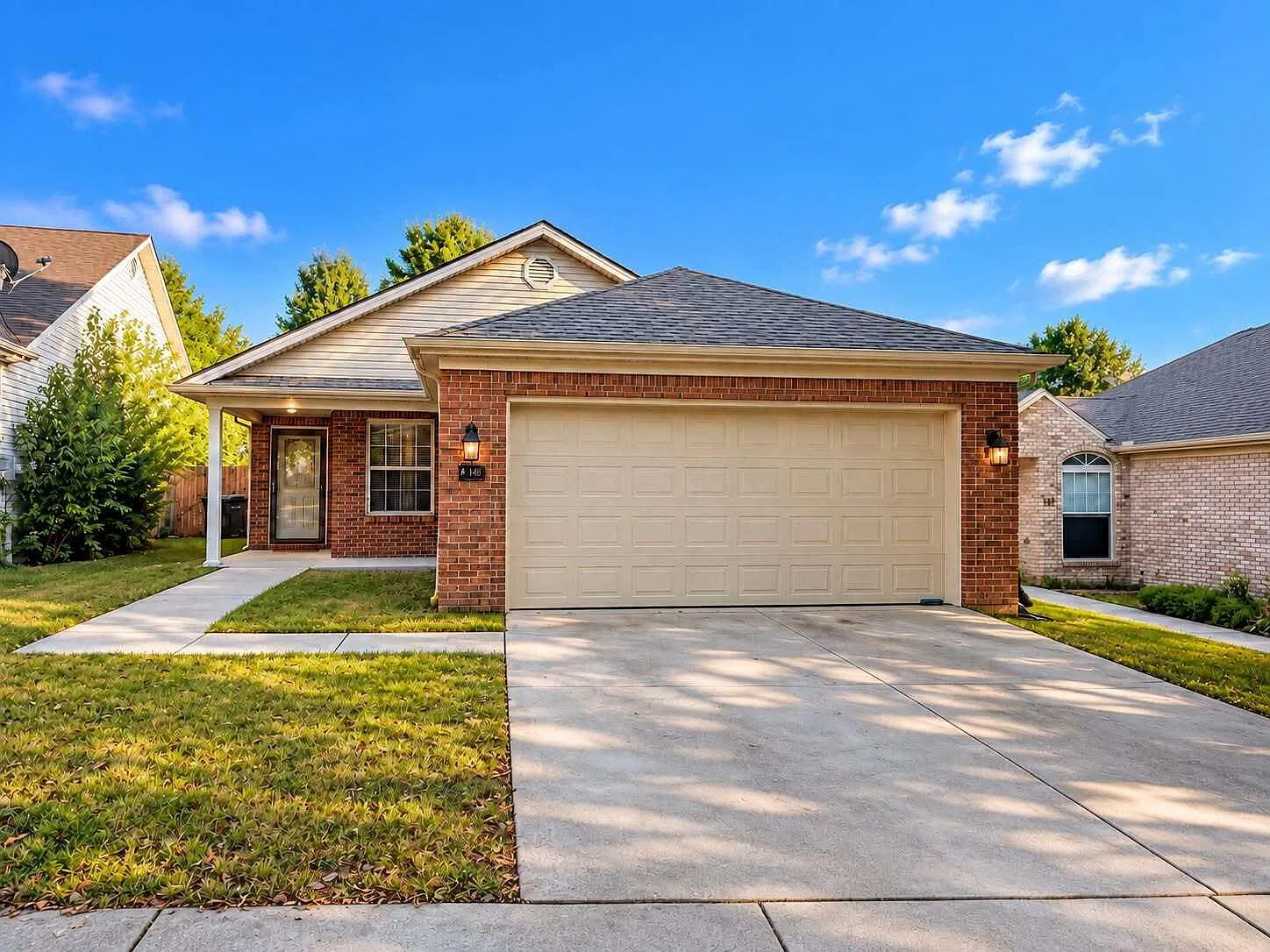3 bed, 2.0 bath, 1086 sqft, $2,600 — Photo 1