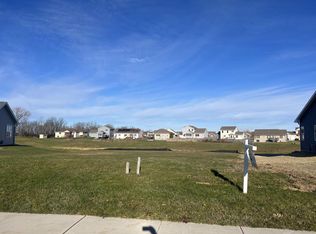 113 Douglas Dr #74, Brooklyn, WI 53521