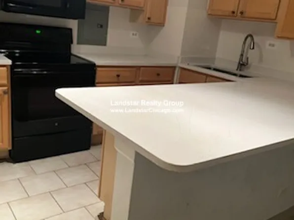 6030 N Sheridan Rd APT 1003, Chicago, IL 60660