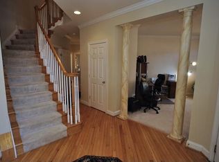 14081 Eagle Chase Cir, Chantilly, VA 20151