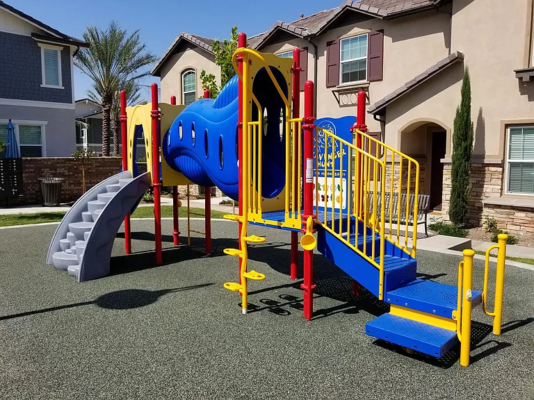 18437 Stables Ln — Photo 7