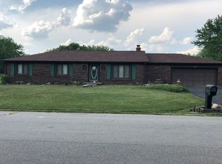 9268 Dawn Dr, Brownsburg, IN 46112