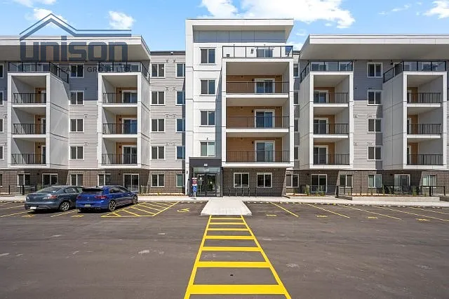2 bed, 662 sqft, $1,650 — Photo 2