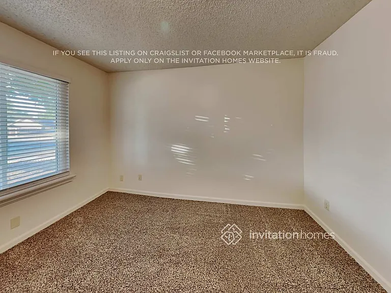 5884 Revelstok Dr — Photo 13