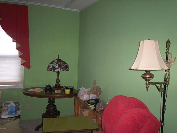 5th image of 765 Greenfield Dr